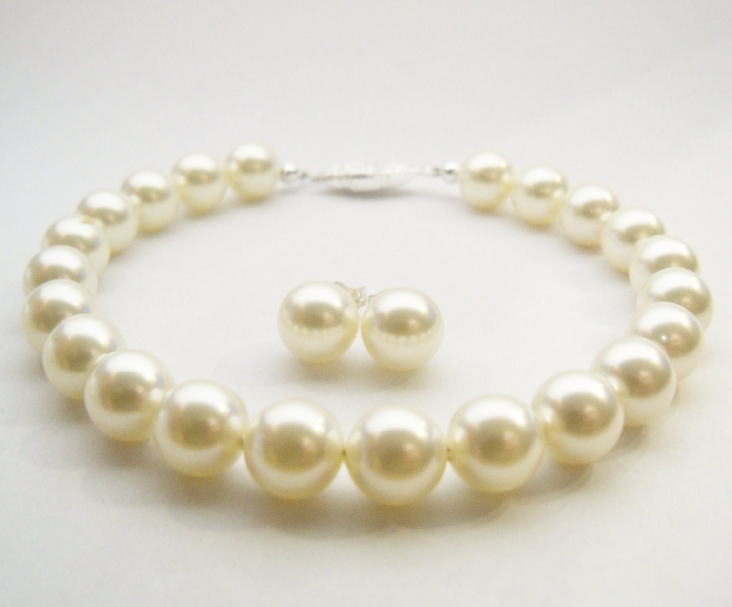 Set of 6 Pearl bracelets and pearl stud earring sets Swarovski Ivory pearl sets 8mm round pearls