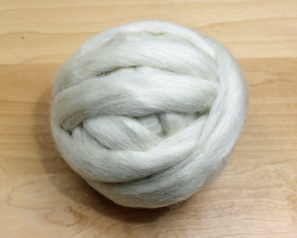 Devon Wool - Undyed Roving for Spinning or Felting (8oz)