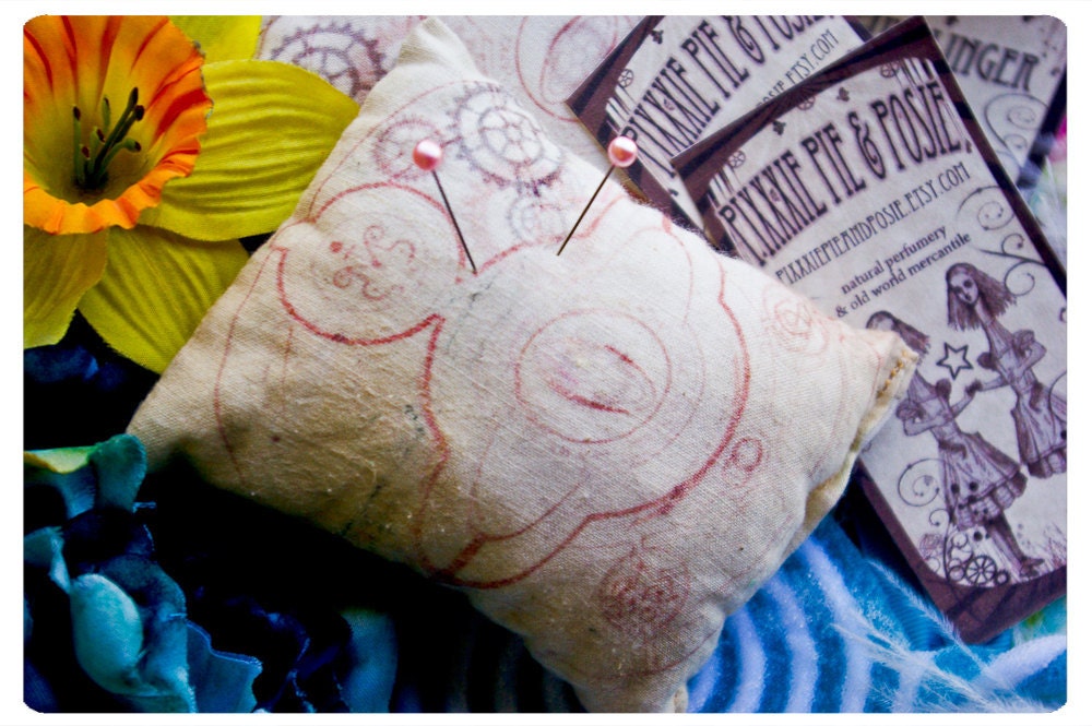 pixxxie pie's pin cushion goody bag number 2 - one rockin voodoo stylin pin cushion with little goddess soaps and bath oil sampler
