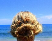 Set of 4 sugar starfish bobby pins.