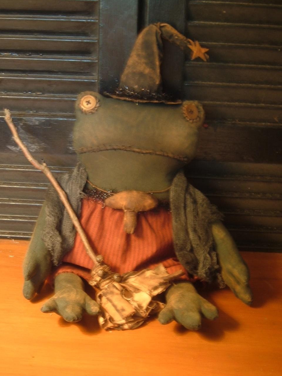 PriMitiVe HalloWeeN TiLLy Witchie Toad DoLL epatterN