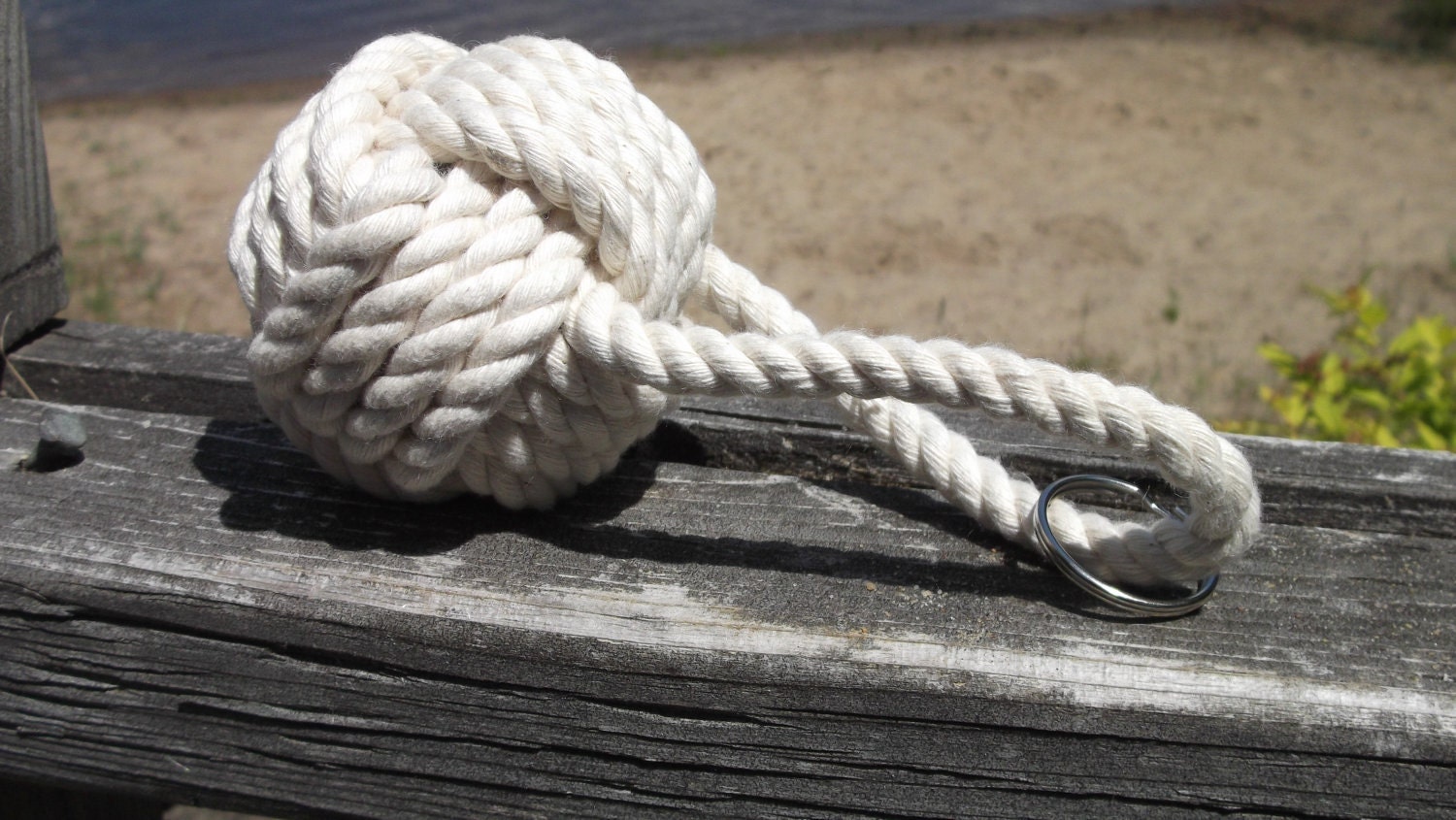 10 Floating Nautical Keyring - Monkey's Fist Knot