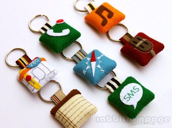 Icon Felt Keychains ( All 7 Pieces )