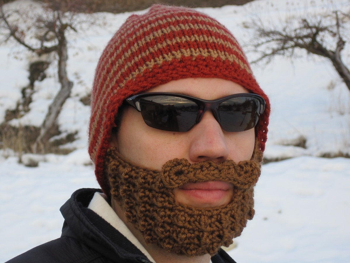 red striped bearded beanie - L/XL
