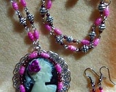 Pretty in Pink Necklace & Earrng Set