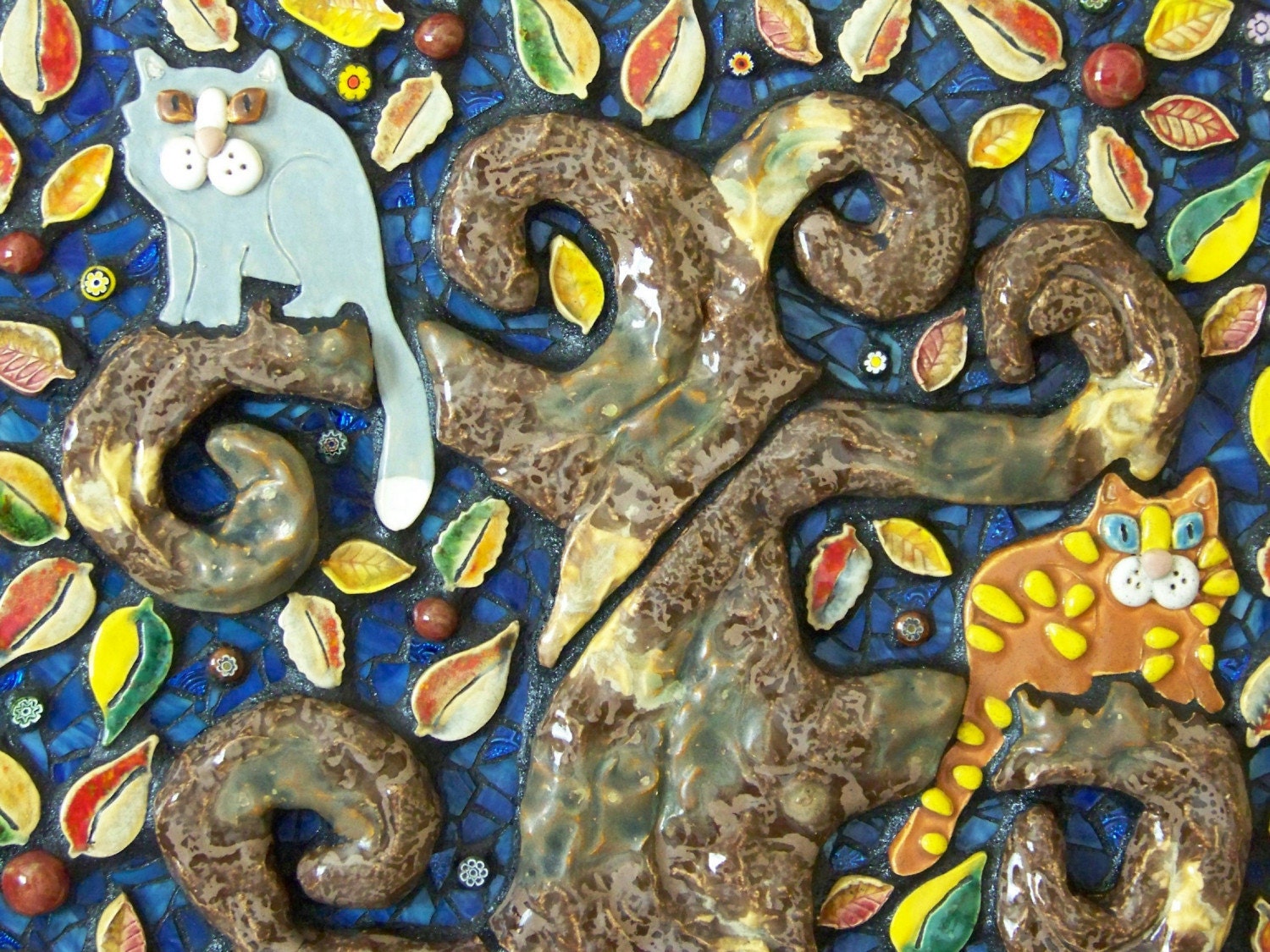 Mosaic Cat Picture "Tree Bark & Claws"