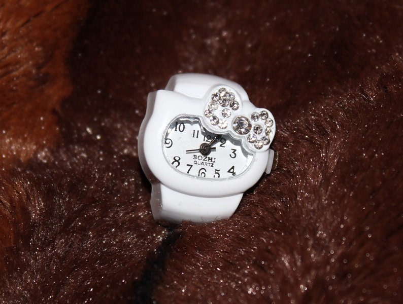 Cute Hello kitty ring watch with bow rhinestones