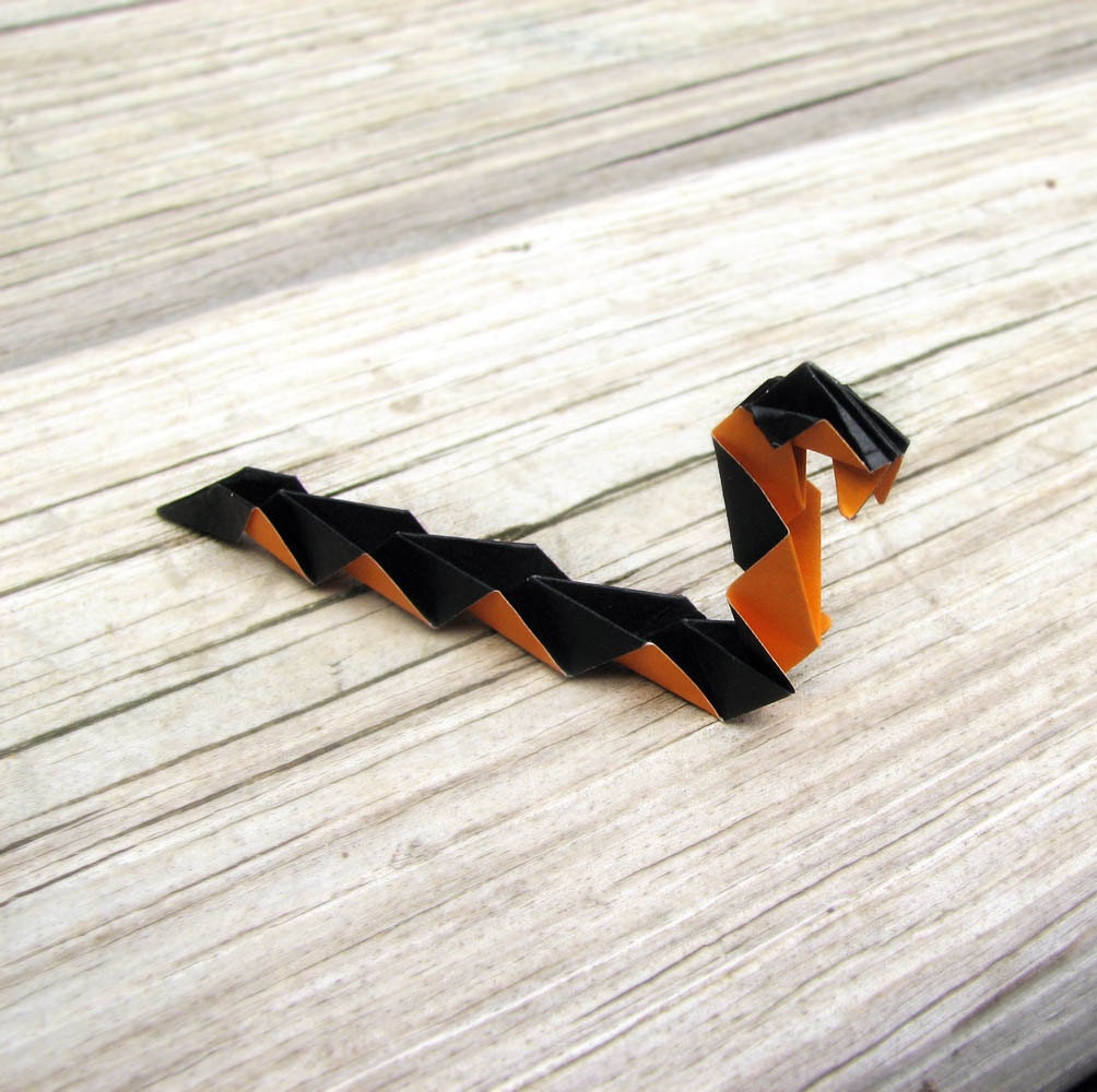 Sam The Sassy Snake Origami by Paper Disciple