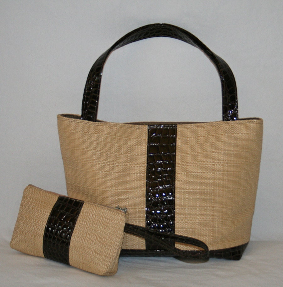 Woven Straw and Crocodile Tote - Resort - Vacation - Spring - Summer Fashion Trends