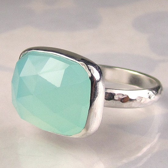 Sea Green Chalcedony Cocktail Ring