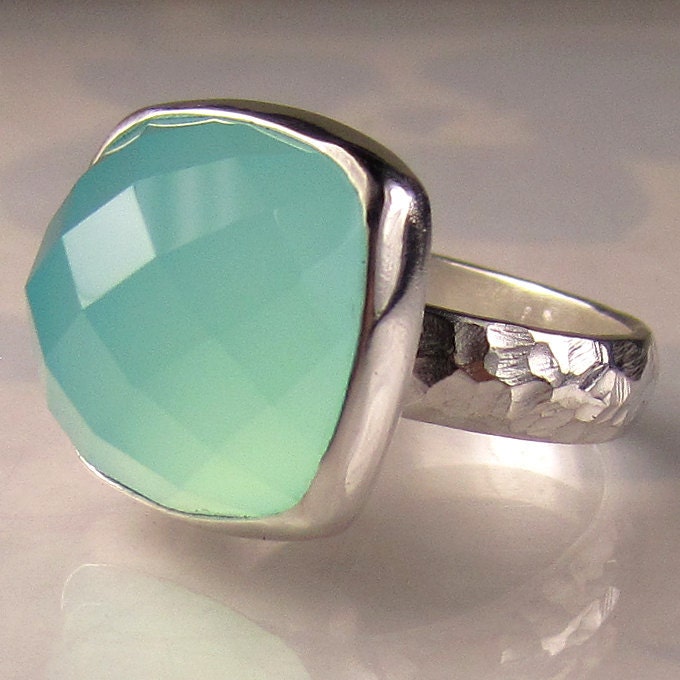 Sea Green Chalcedony Cocktail Ring