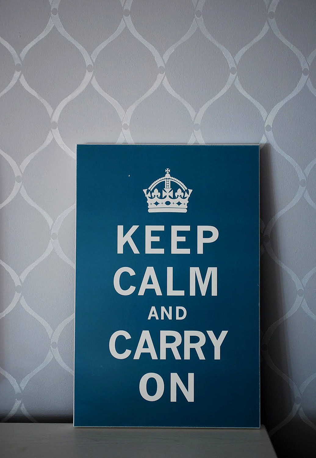 Wallpaper Stencil Hourglass - Reusable stencil for wall and fabric decor - DIY