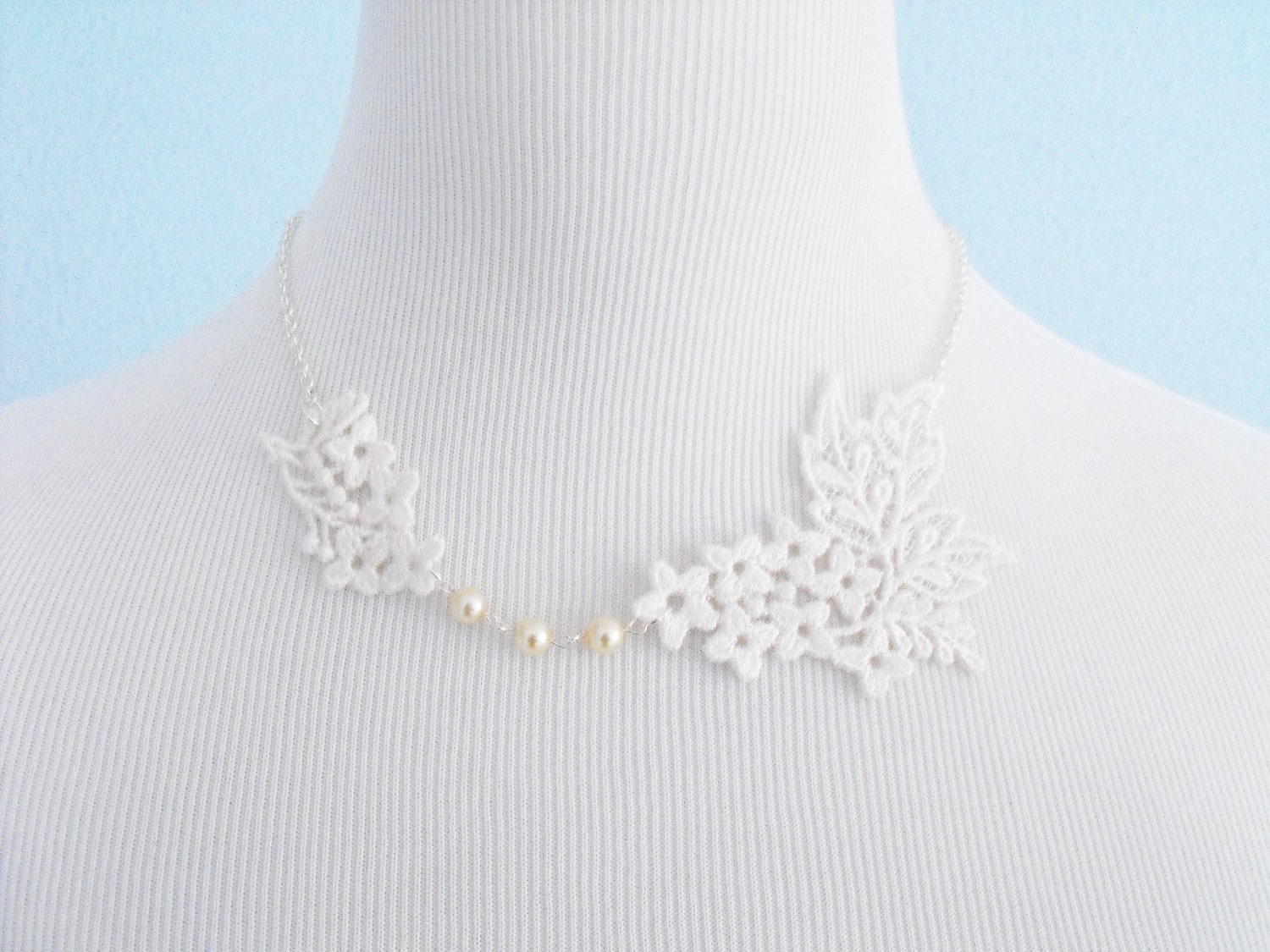 Ivory Lace Necklace With Peals and Silver Chain