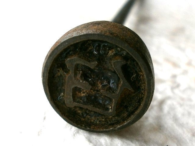 Vintage Japanese Yakiin Branding Iron mortar F445