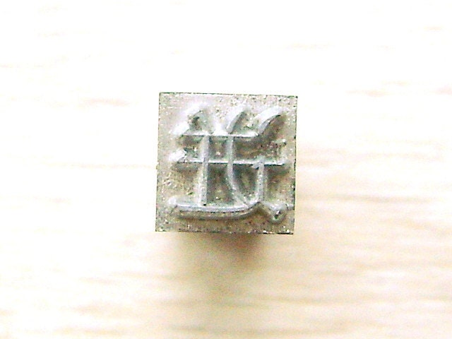 Vintage Japanese Typewriter Key Gush Out Burst Forth Showa Period