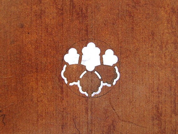 Vintage  Japanese Stencil  Family Crest  Kamon  Stencil C21 Flower Stencil