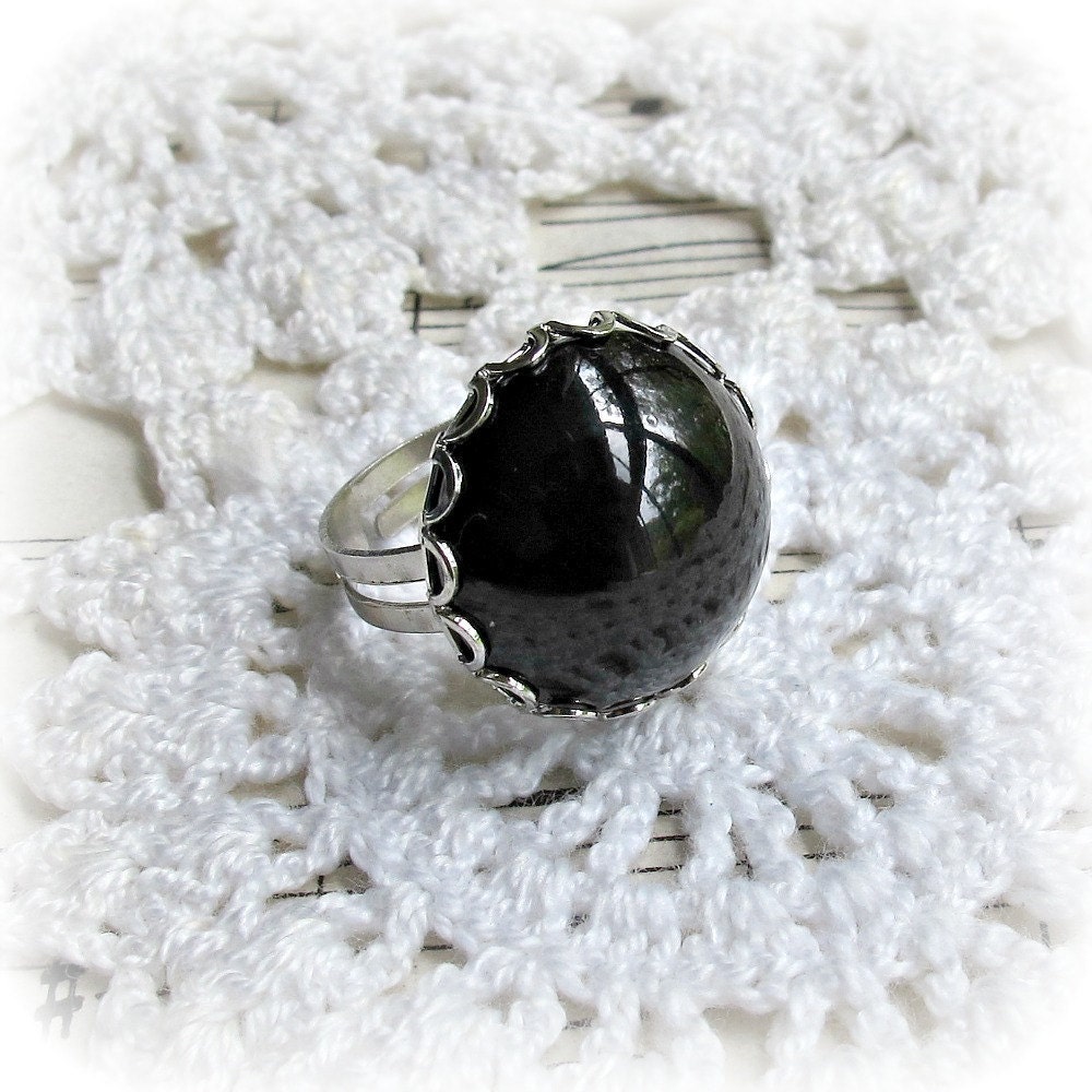 Ring. Morgana. Cocktail. Vintage Swarovski Glass. Jet Black. Jewellery by dspdavey on Etsy