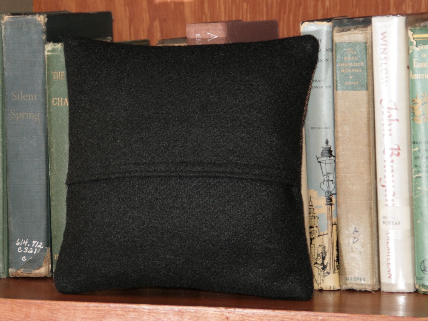 Sherlock Holmes Victorian Style Shadow Silhouette Houndstooth and Kapok Bookshelf Pillow