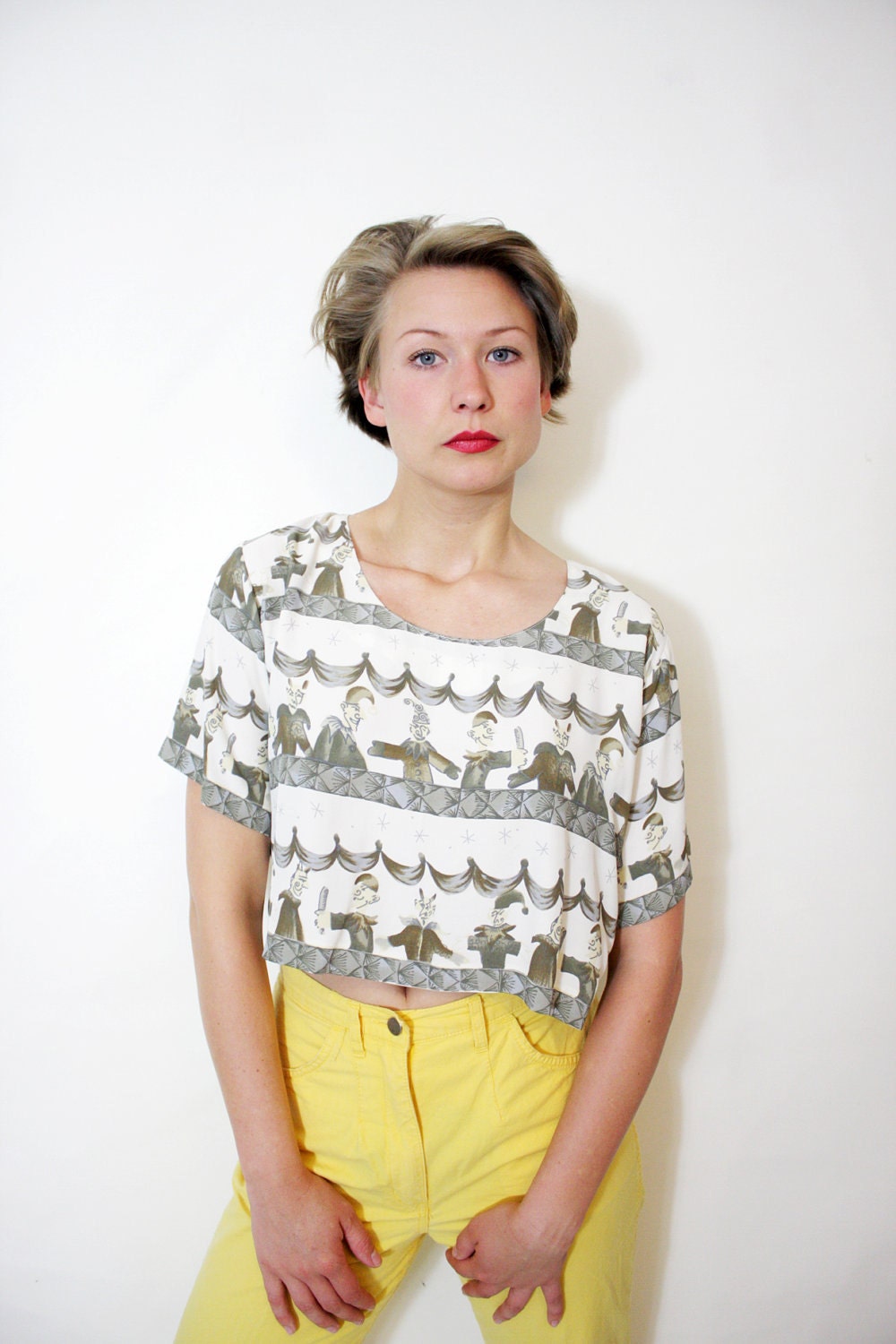 Vintage blouse. novelty devil crop top. size S/M/L