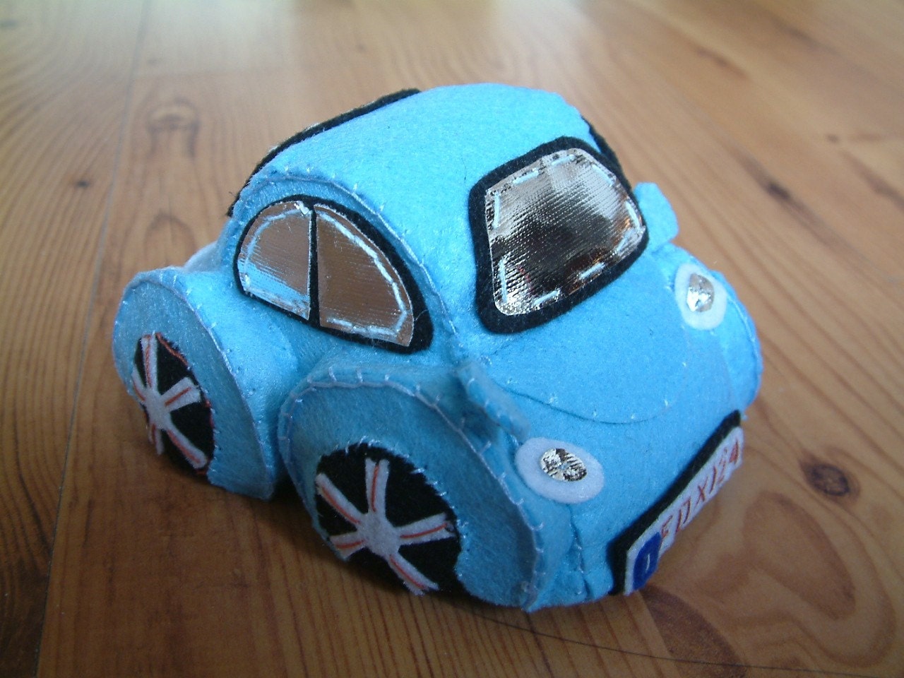 DIY Felt Beetle(VW bug)--PDF Pattern and instructions via Email--T20