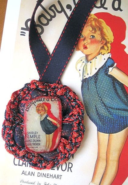Crochet Pendant Movie Memorabilia with Shirley Temple in "Baby, Take a Bow" Adapted from Movie Poster.