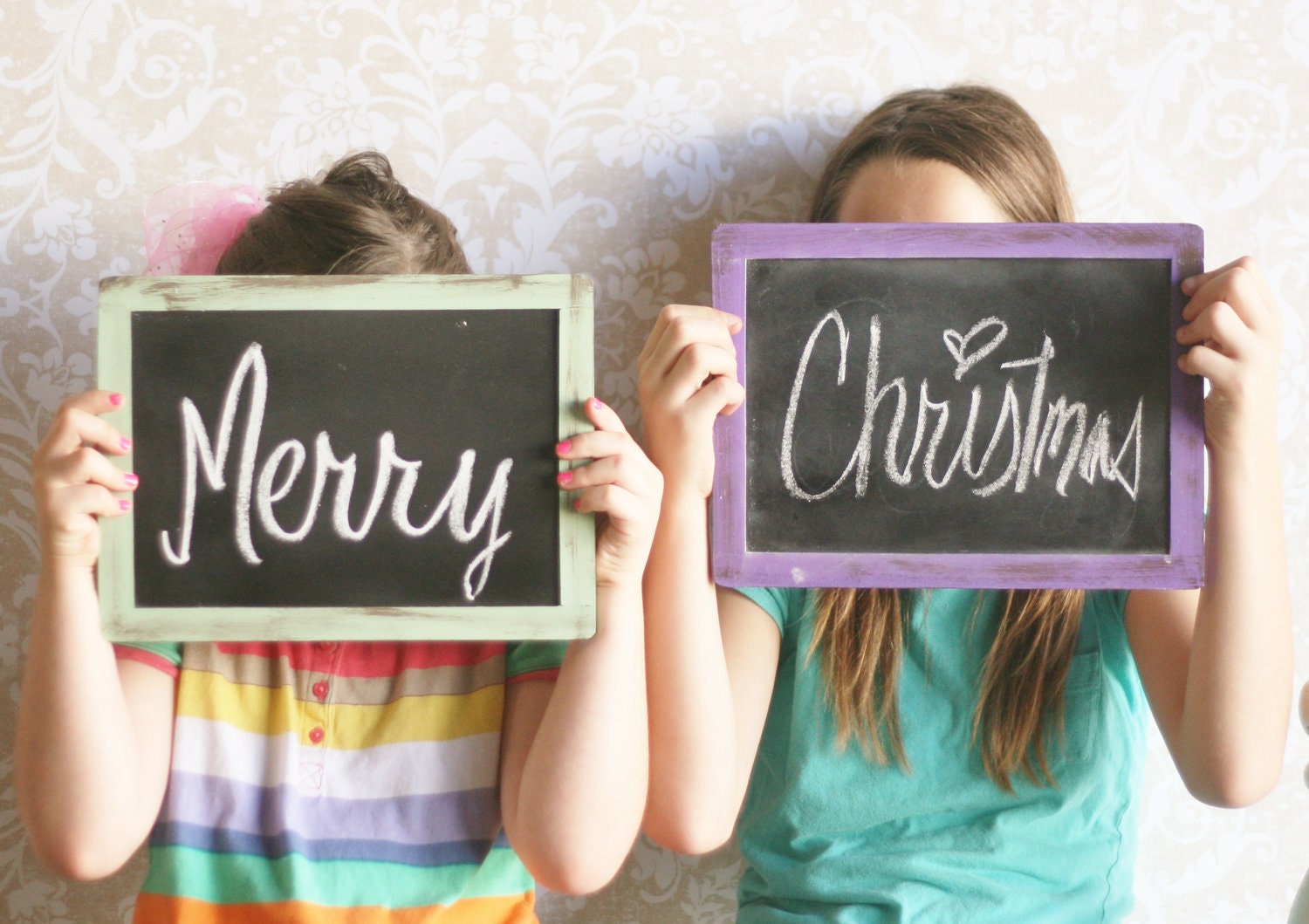 Christmas Photo Props Chalkboard Signs (item P10229)