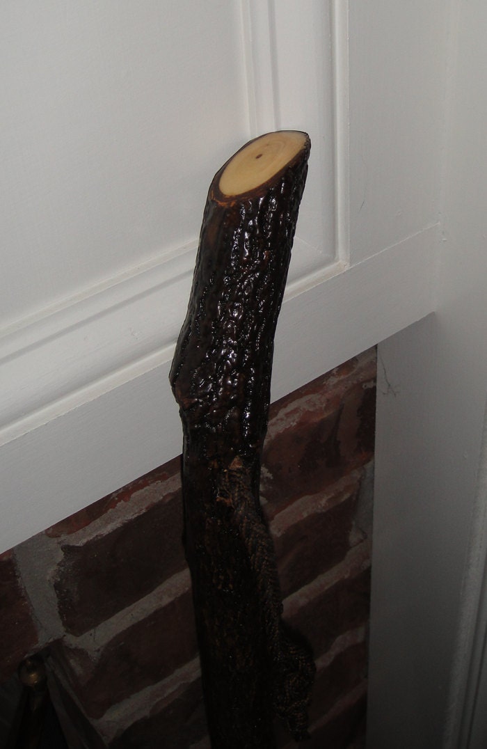 Crooked Man's Signature Series Hickory Hiking Stick 44.5 Inches, 17 Ounces and Metal Tip