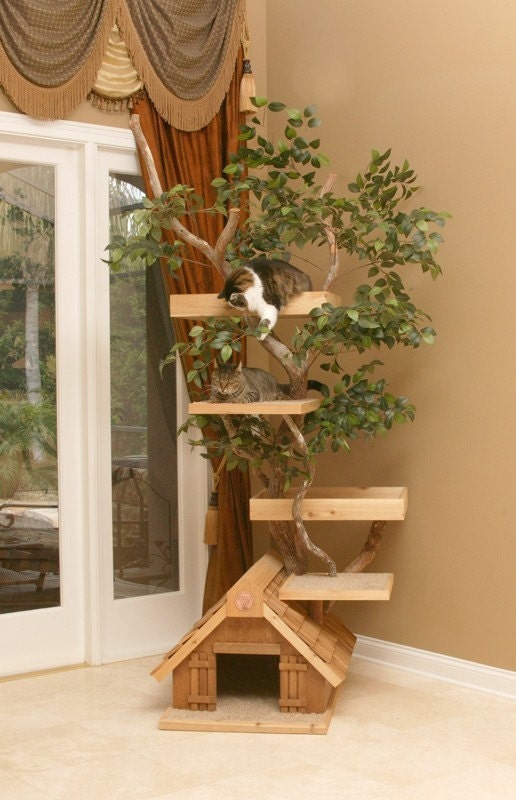 Mature (large) Cat Tree House