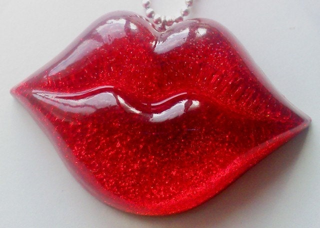 Vixen Lips Necklace