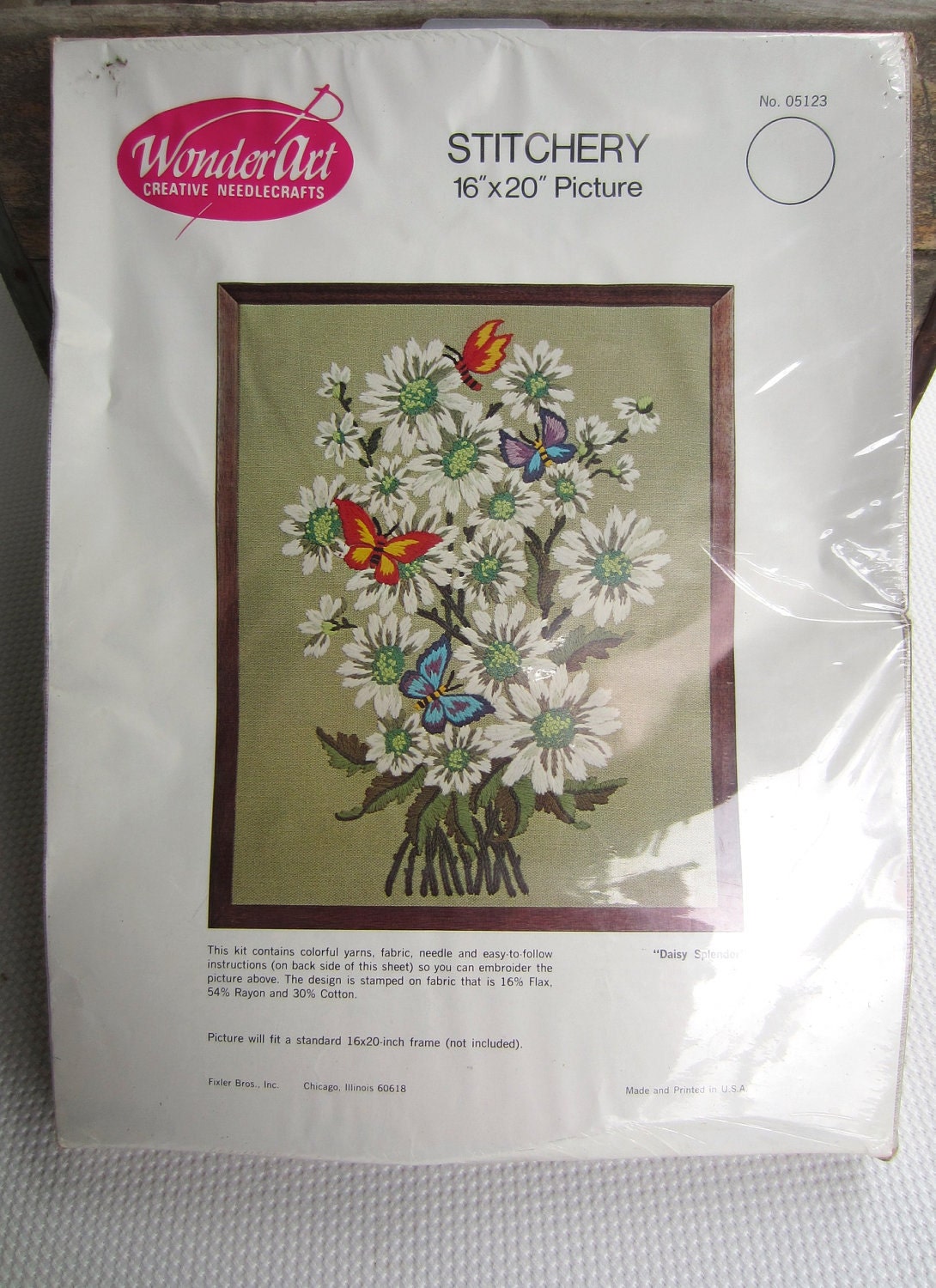 Vintage Daisy Splendor Wonderart Creative Needlecrafts Stitchery Unopened Kit