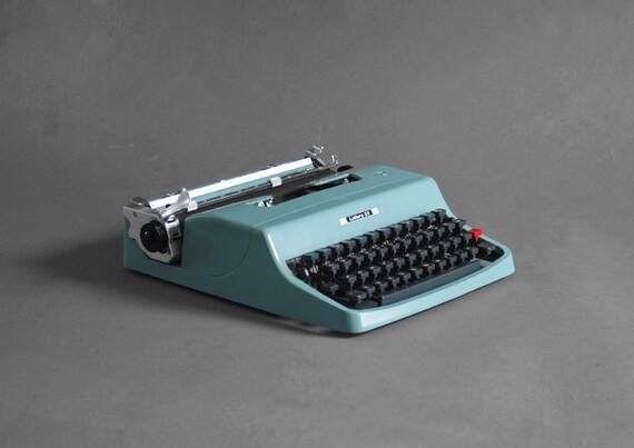 Vintage Underwood Typewriter - Olivetti, Mid Century, Modern, Blue, Retro