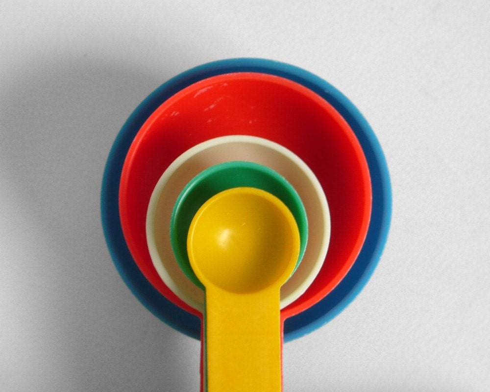 Vintage Measuring Spoons - Mid Century, Retro, Kitchen