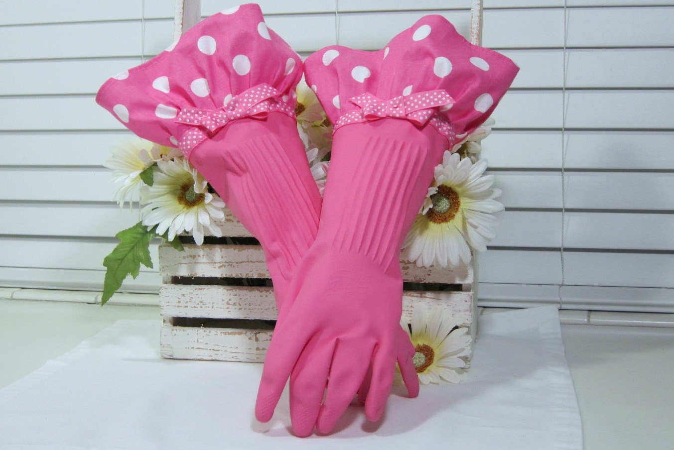 Pink Polka Dot Spring Cleaning Dish Washing Gloves