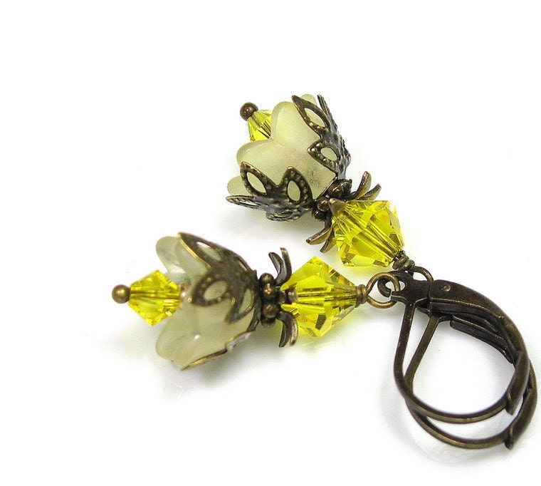 Citrine Yellow Swarovski Crystal Vintage Style Flower Earrings, Dangle Earrings, Gifts for Women, Gifts For Gardeners, Lemon Zest