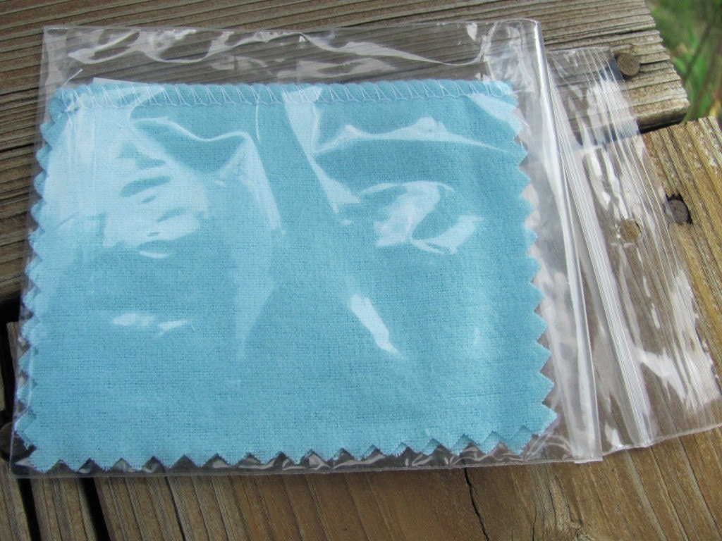 Jewelry polishing cloth