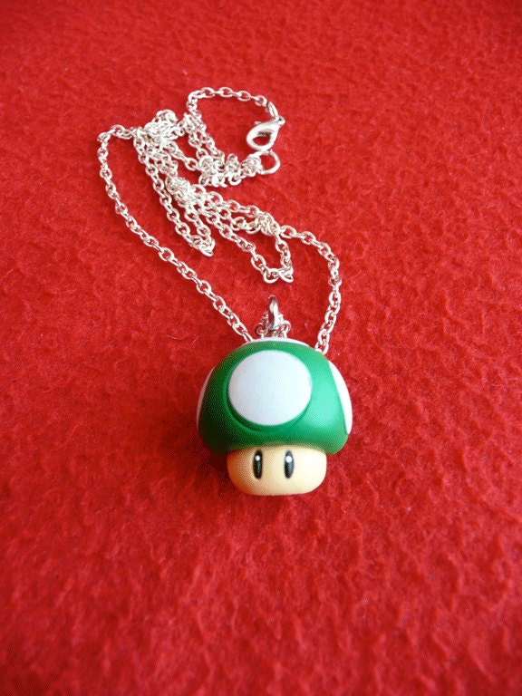 Super Mario '1-Up Mushroom' pendant necklace