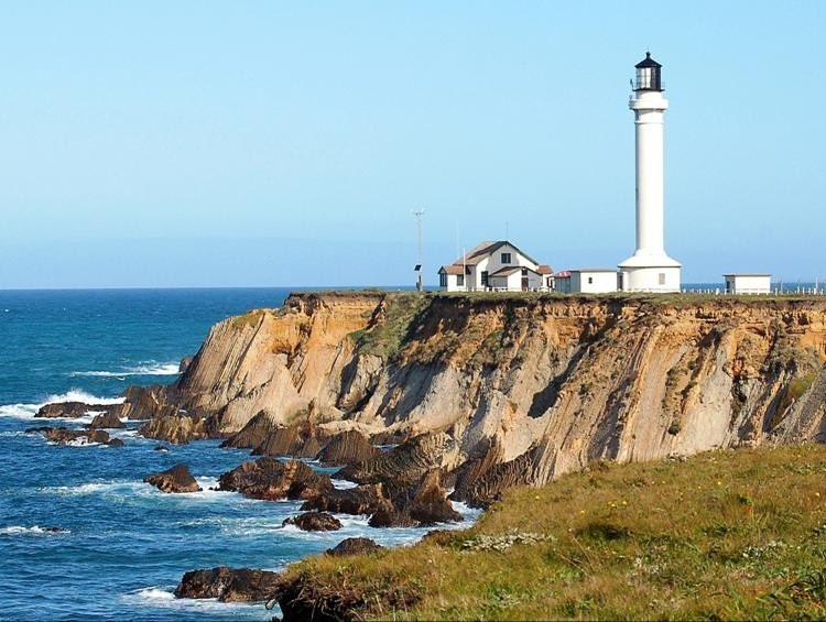 Point Area Lighthouse - Color (8X10)