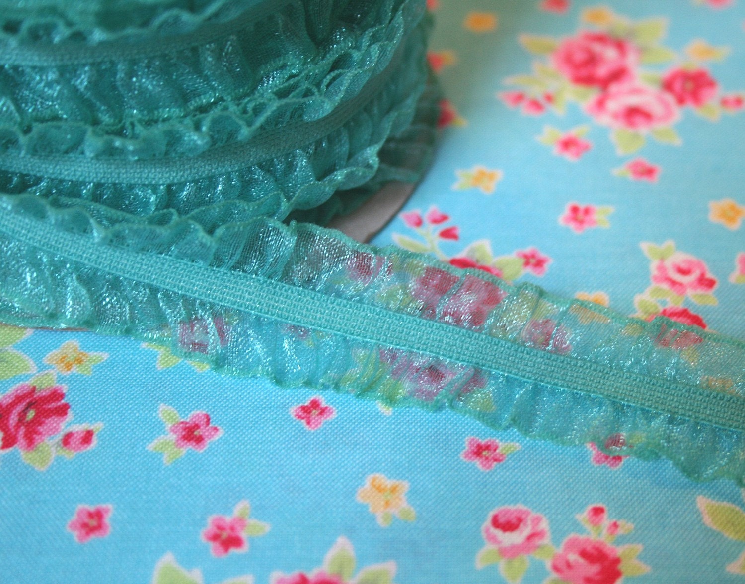 Riley Blake, Elastic Ruffle Lace in Turquoise/Teal, 2 Yards