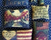 Primitive Fourth of July Grungy Bowl Filler Ornies Tucks