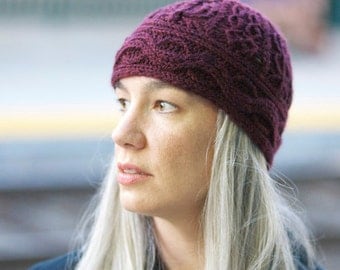 Conundrum Knitted Hat ---PATTERN---