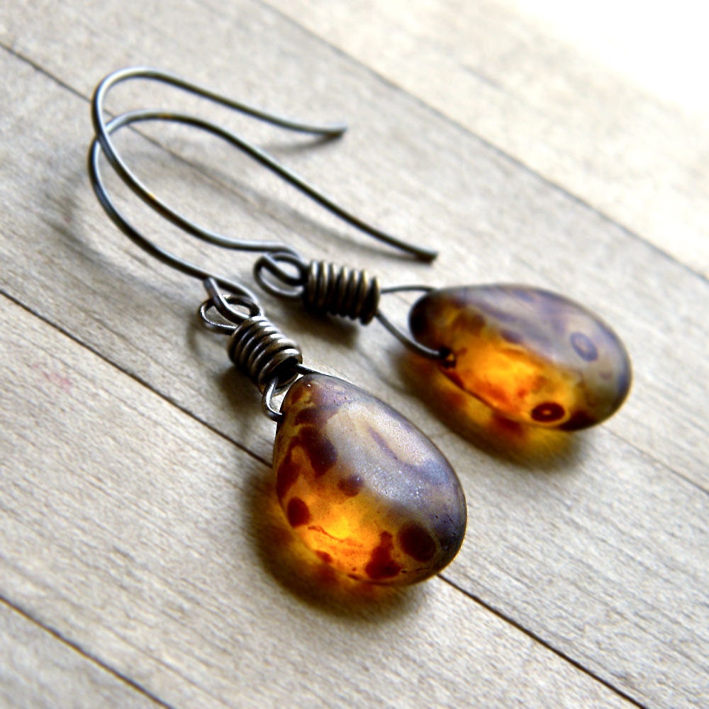 Caramel Glass Earrings, Cream and Chocolate Brown Teardrop Antiqued Brass Earrings - Cappuccino