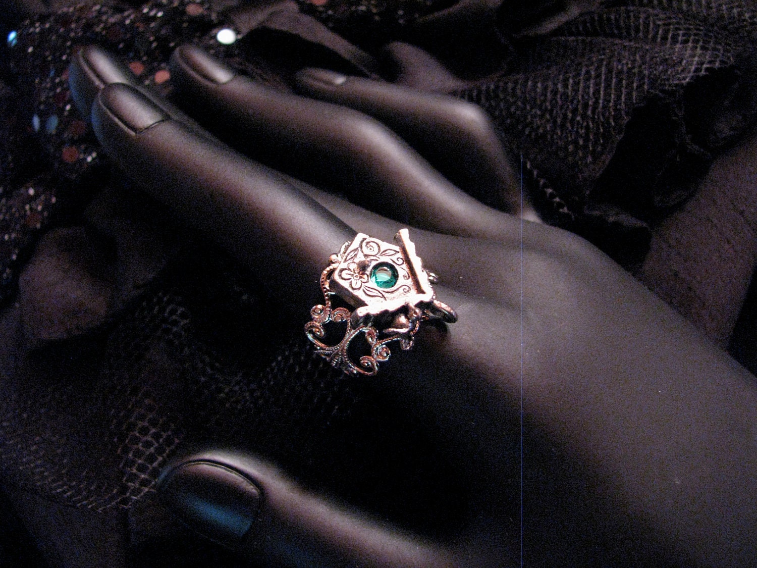 Filigree Silver Birdhouse Ring Emerald Swarovski Crystal by Lauri Jon STARDUST STEAMPUNK(TM)