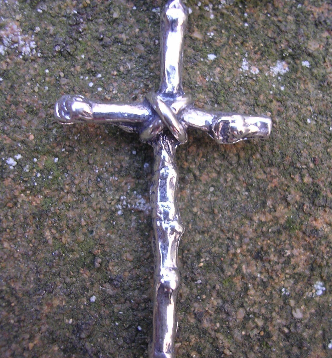 twig crosses