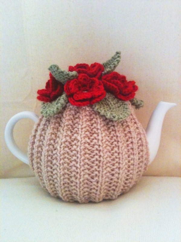 Blood Red Roses Flower Garden Tea Cosy - Oatmeal Base - in Pure Merino Wool by Tafferty Designs size LARGE - Made to Order