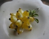 Copa-Cobana Vintage Yellow Glass, Rhinestone, and Enamel Pineapple Barrette
