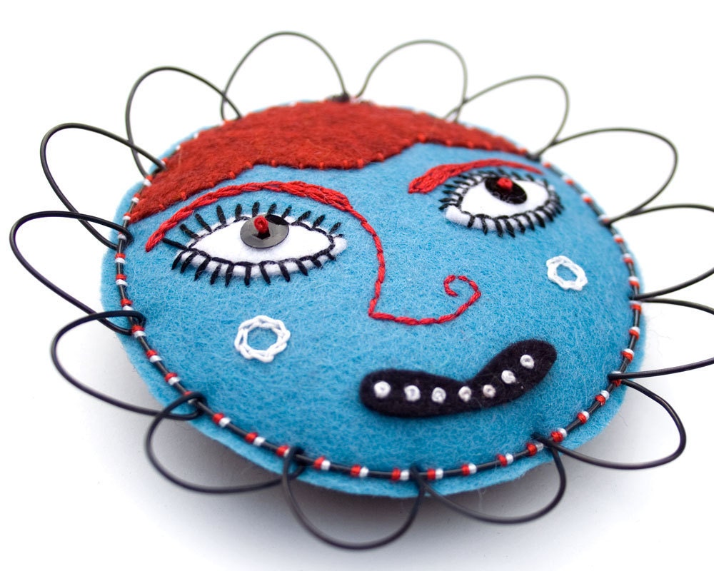 Folk Art Flower Face Sculpture, wire and felt