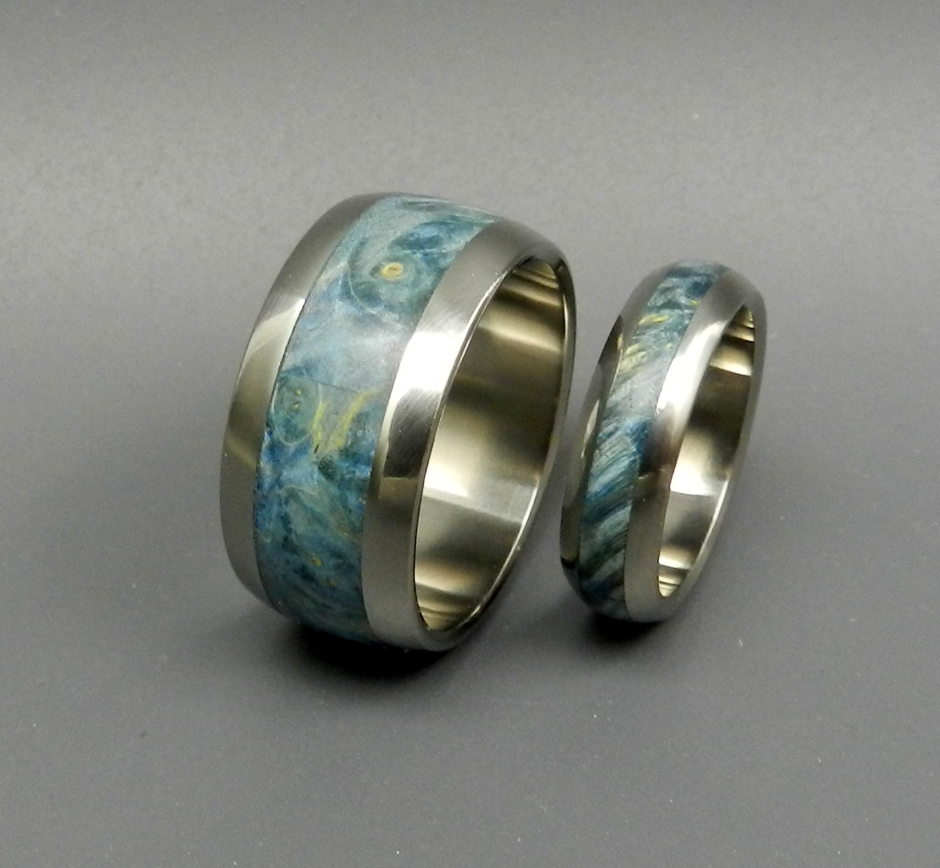 Blue Eyes - Wooden Wedding Rings