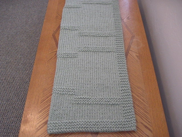 FROSTY GREEN Lap Afghan
