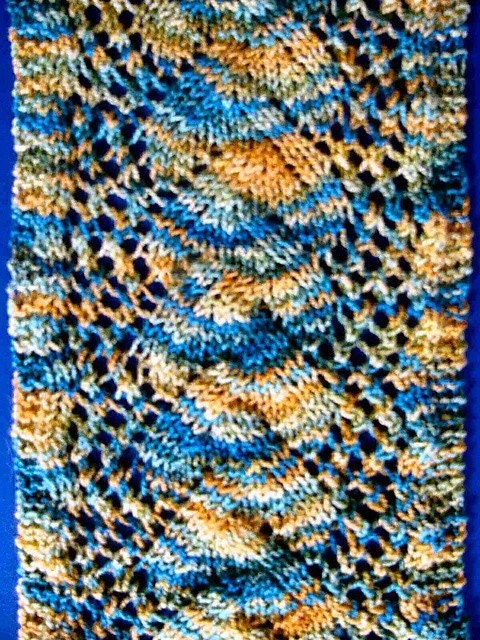 Scarf knitting pattern Vine Stripe design PDF based on Victorian lace