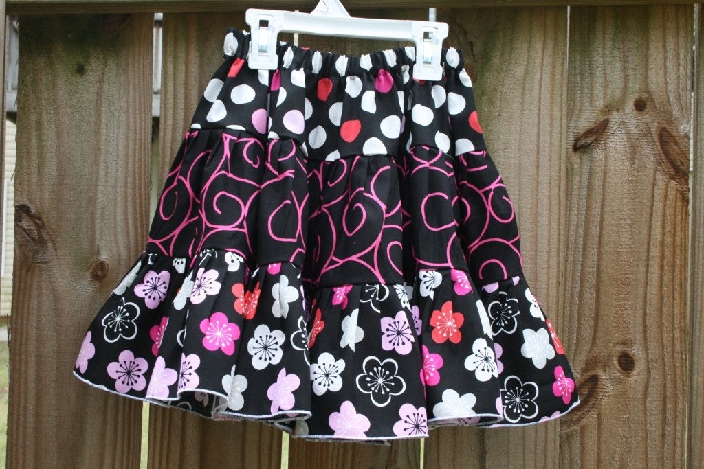 Twirl skirt pink and black